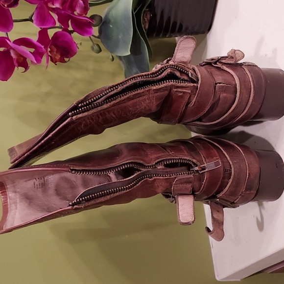 Freebird drove brown distressed boots size 7 - Picture 7 of 16